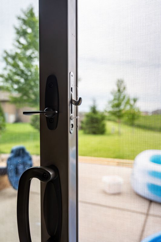 Broken Door Handle Repair